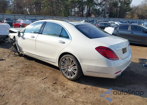 2017 Mercedes-Benz S 550 z USA, uszkodzony, nr VIN WDDUG8CB1HA306032